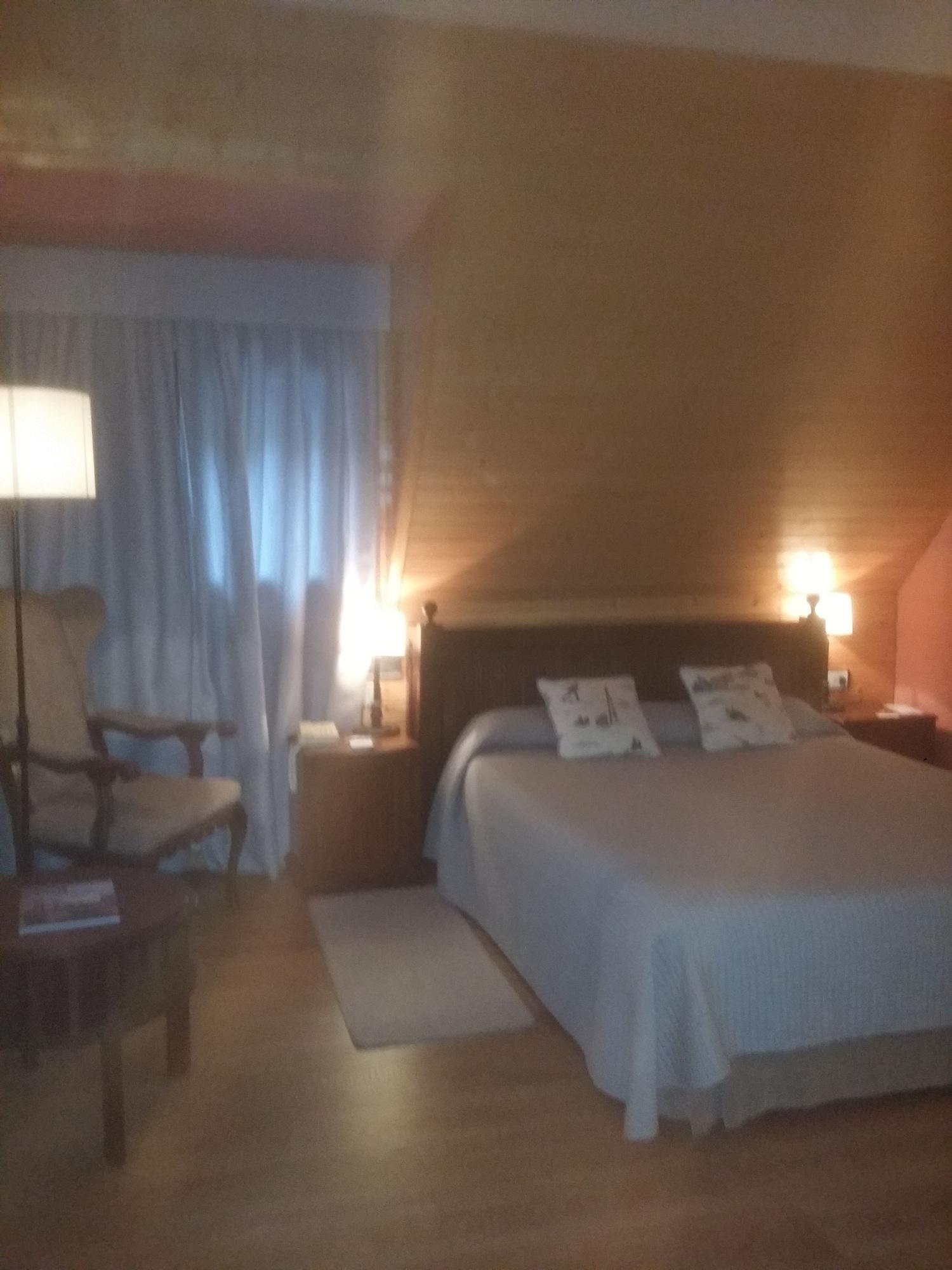 Parador De Arties Bagian luar foto