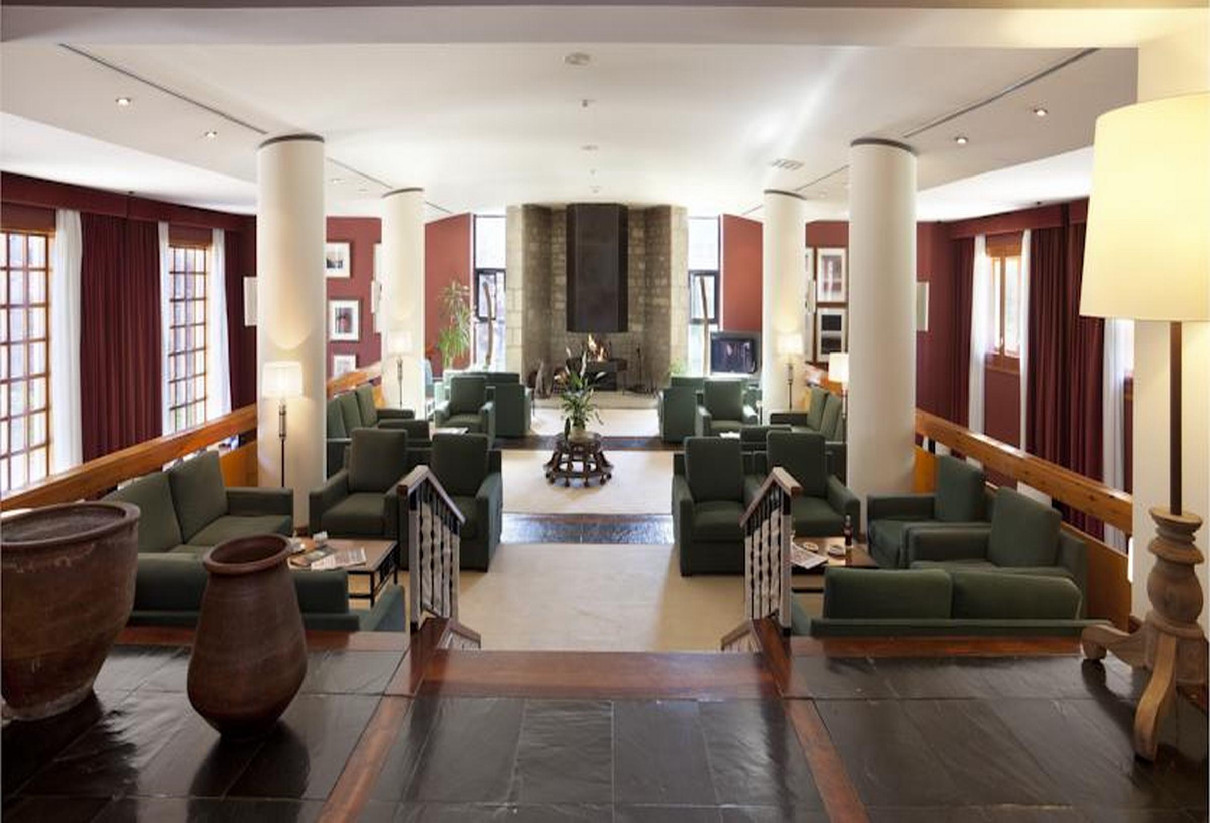 Parador De Arties Bagian luar foto