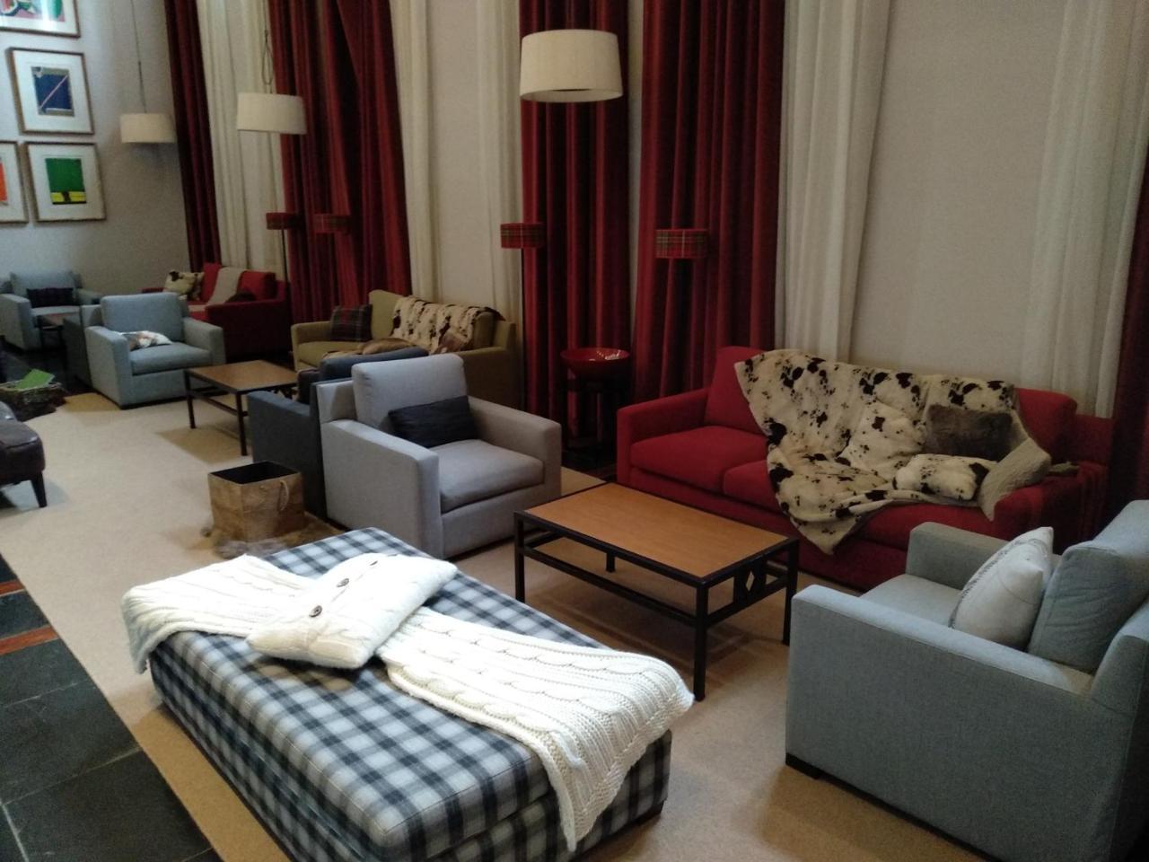 Parador De Arties Bagian luar foto