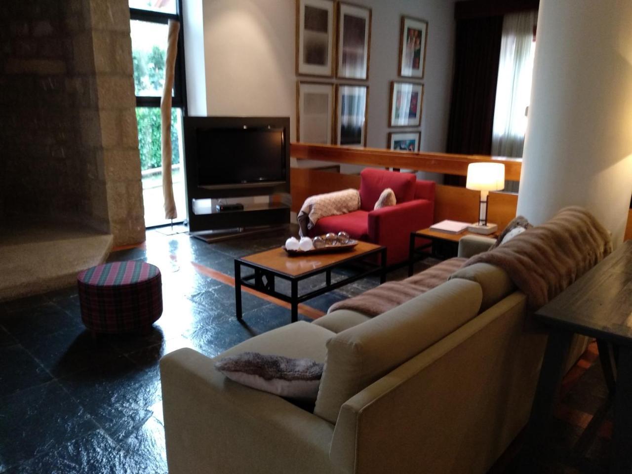 Parador De Arties Bagian luar foto
